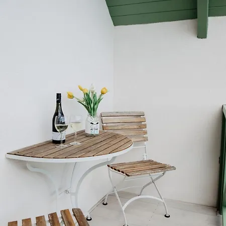 Cukormadar Vendeghaz Villa Lovas